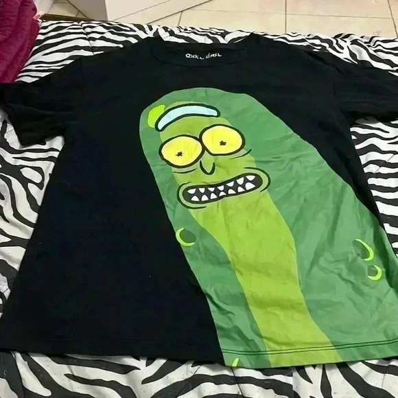 Rick and Morty Graphic Tee - Picture 1 of 3